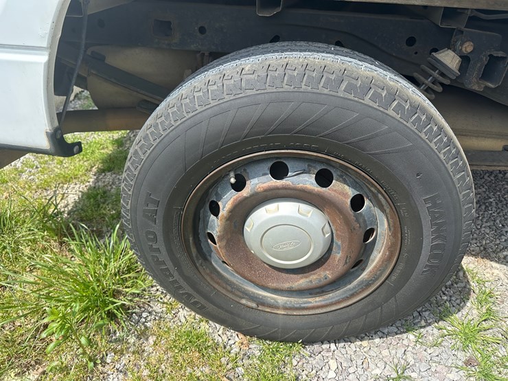 2013-ford-f150-image-39