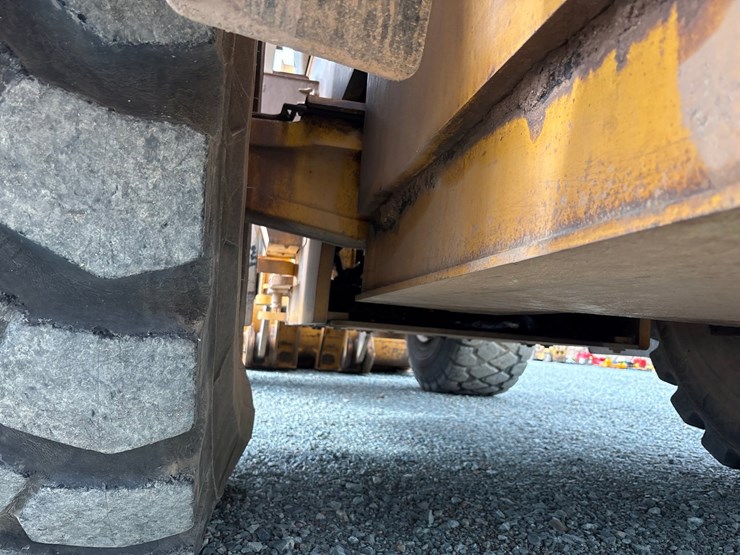 deere-844j-image-61