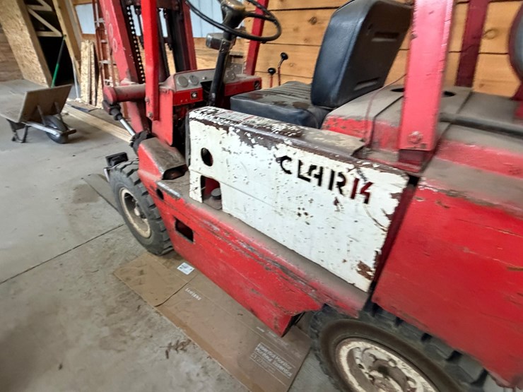 #1772-•-clark-forklift-image-7