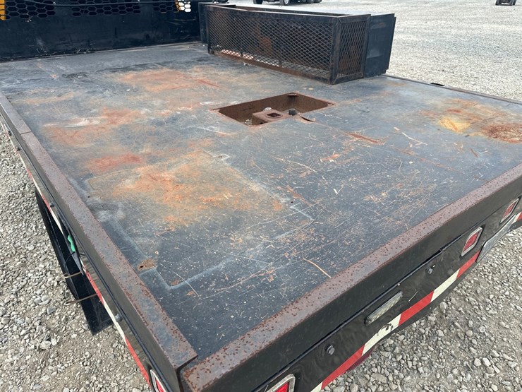 2019-ford-f550-image-18