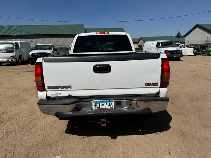 2002-gmc-1500-image-4