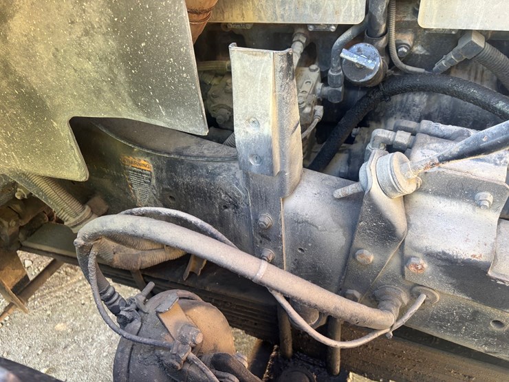 mack-rd688s-image-36