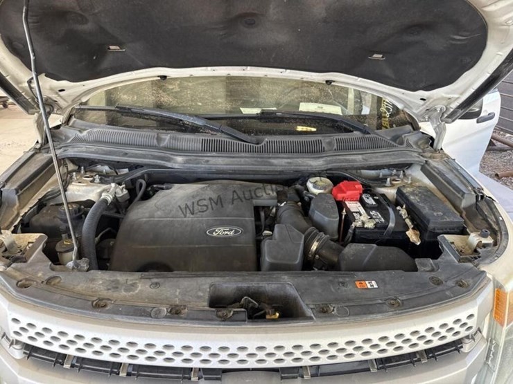 2012-ford-explorer-image-11