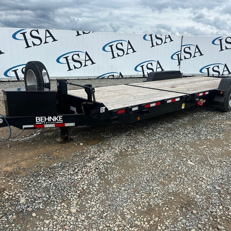 #60887 • 2024 Behnke Enterprises 24' Tilt Bed Trailer