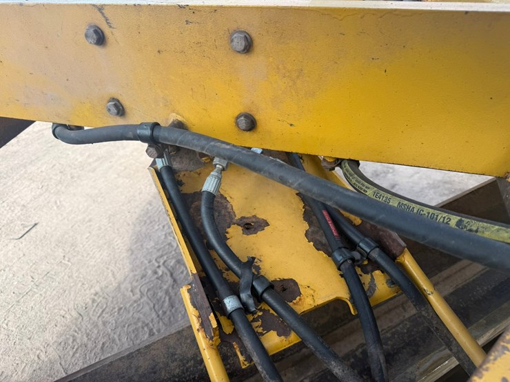 caterpillar-160m-image-164