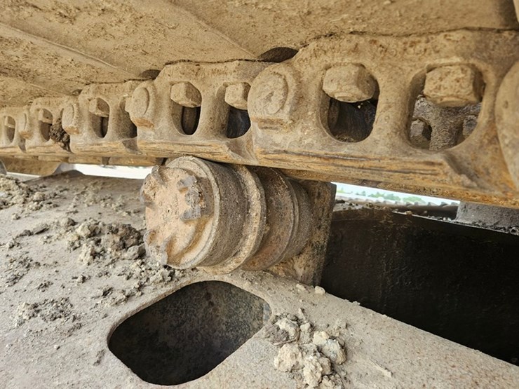 caterpillar-320c-image-22