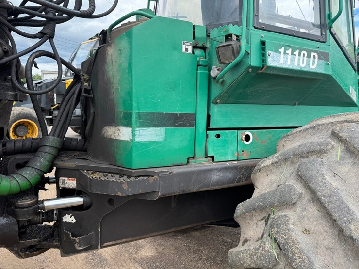 deere-1110d-image-18