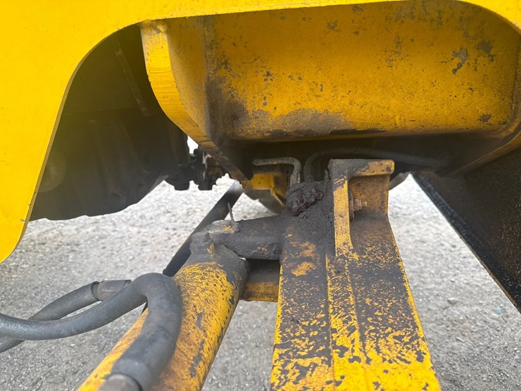 #1184-•-1997-kobelco-750-4x4-loader-backhoe-image-24
