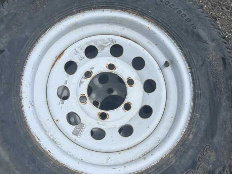 #214-•-(4)-trailer-rims-&-tires-st205/90d15-image-4