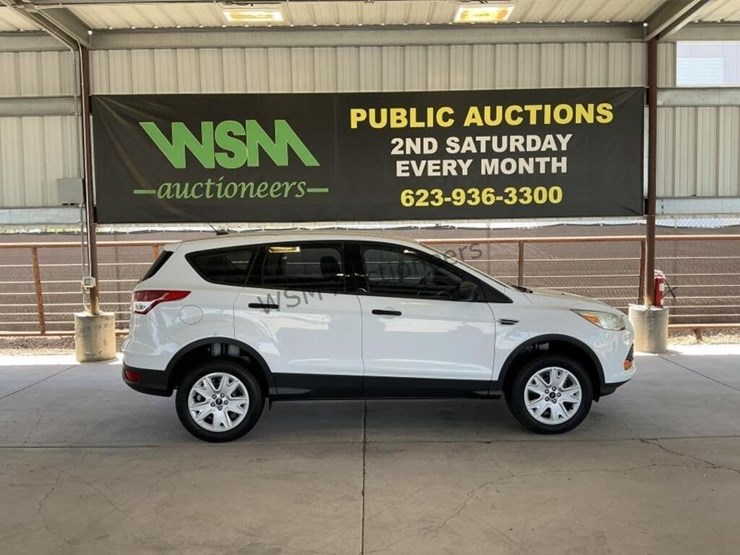 2013-ford-escape-image-1