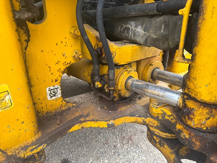 #1184-•-1997-kobelco-750-4x4-loader-backhoe-image-52