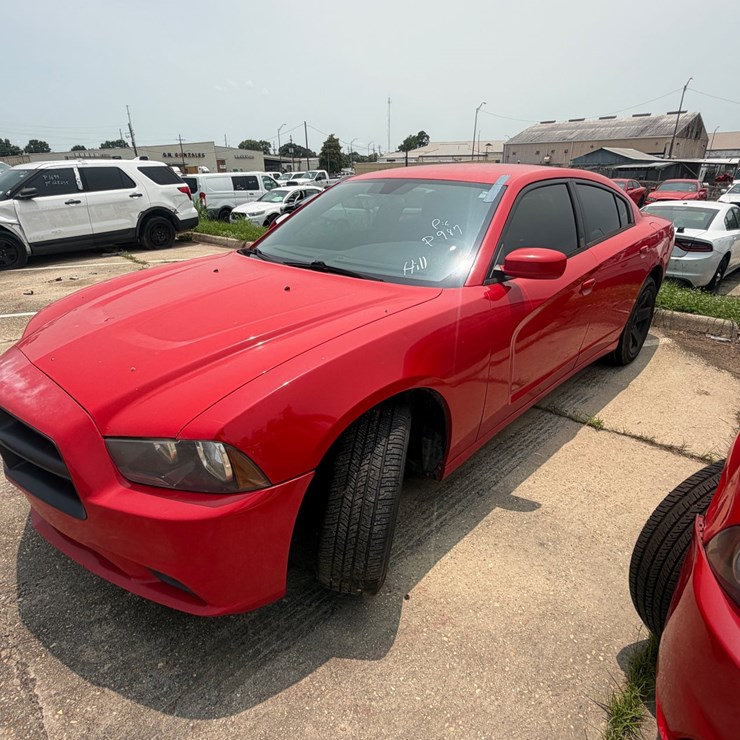 #82 • 2014 DODGE CHARGER