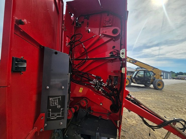 massey-ferguson-2856-image-28