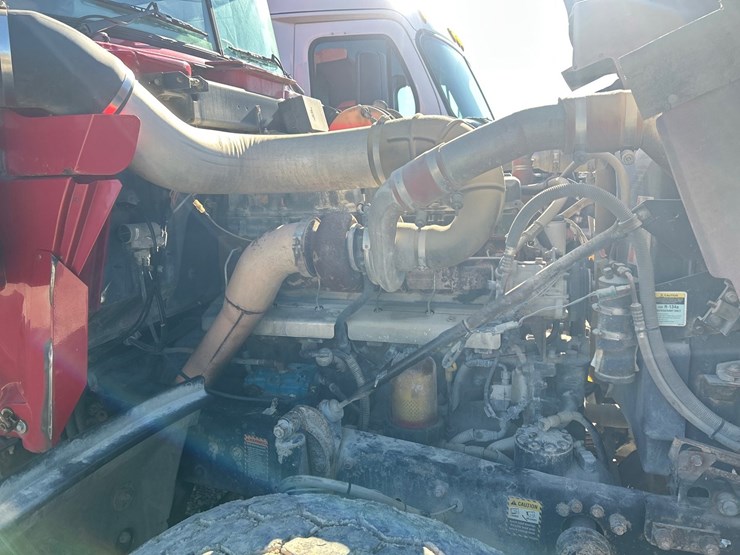 2001-mack-rd688s-image-59
