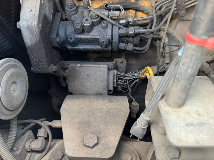deere-1110d-image-52