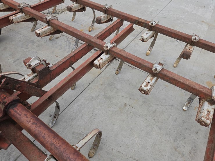 #5034-•-vibra-shank-field-cultivator-image-13