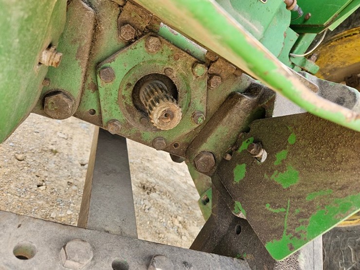 john-deere-8430-image-18