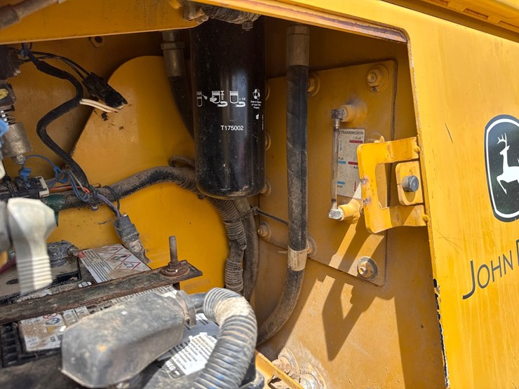deere-550h-image-42