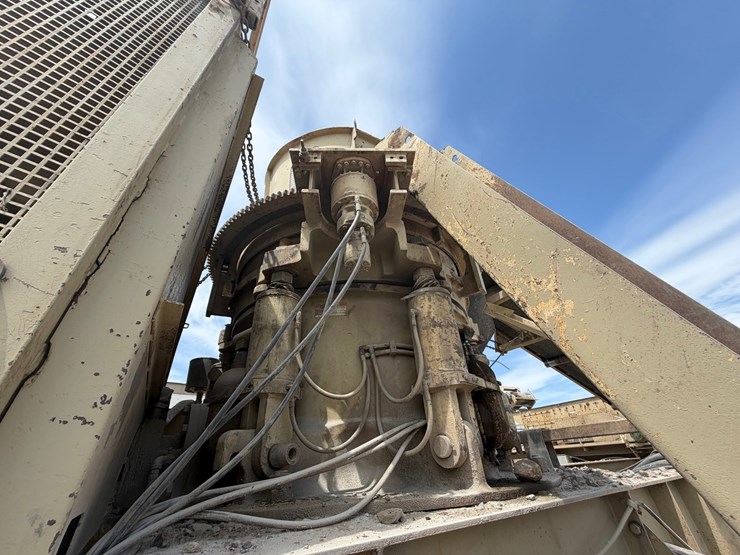 #1757-•-2005-mestco-hp4000-crusher-image-71