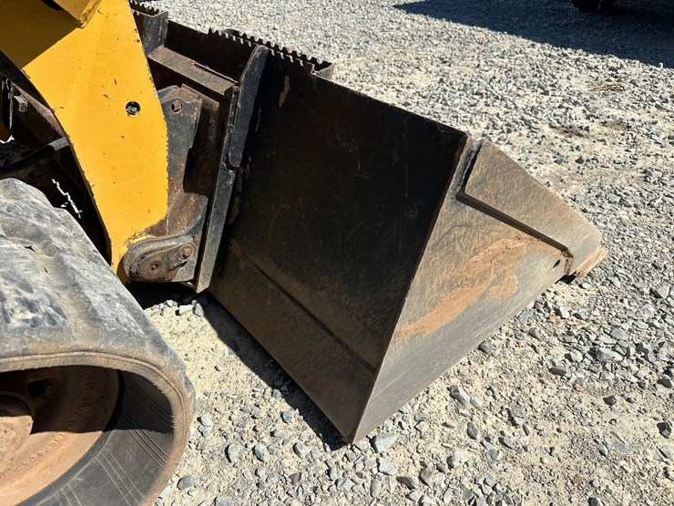 2019-caterpillar-279d-image-21