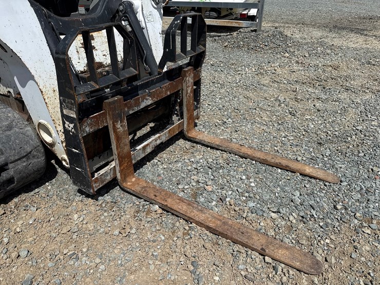 2020-bobcat-t740-image-9