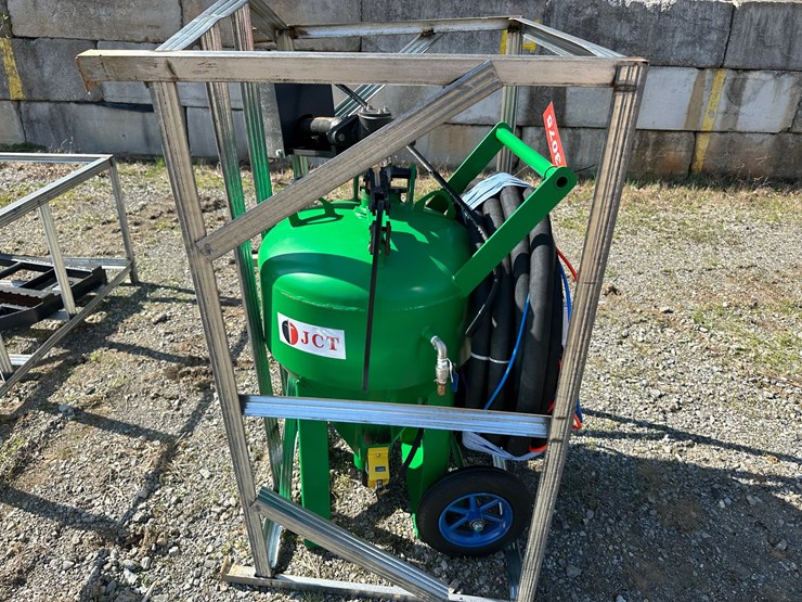#4029-•-unused-dustless-sand-blaster-image-2