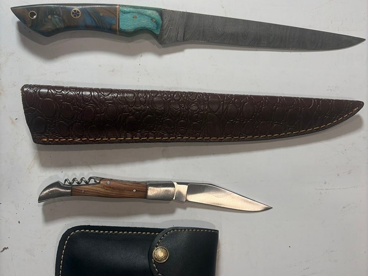 #5907-•-(5)-unused-knives-image-2