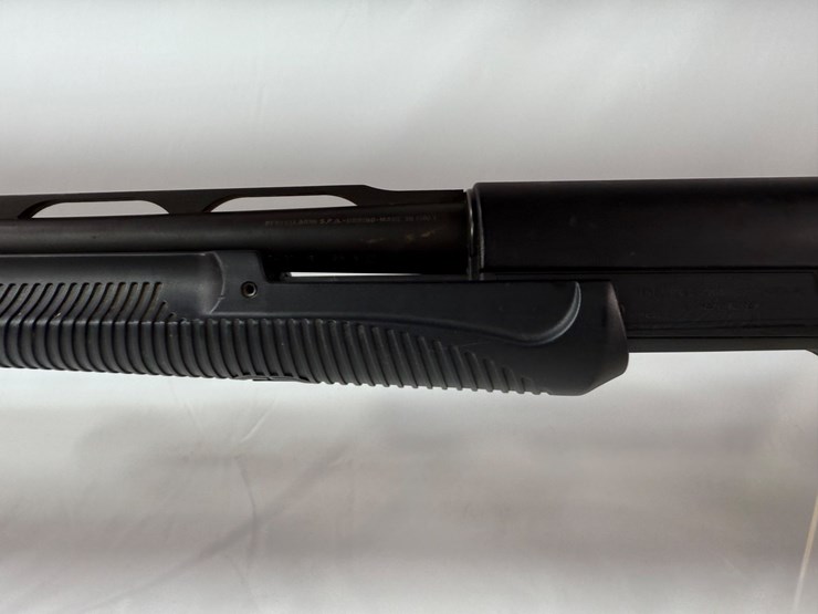 #49833-•-benelli-12-gauge-pump-shotgun-z203422-inv#-49833-image-8