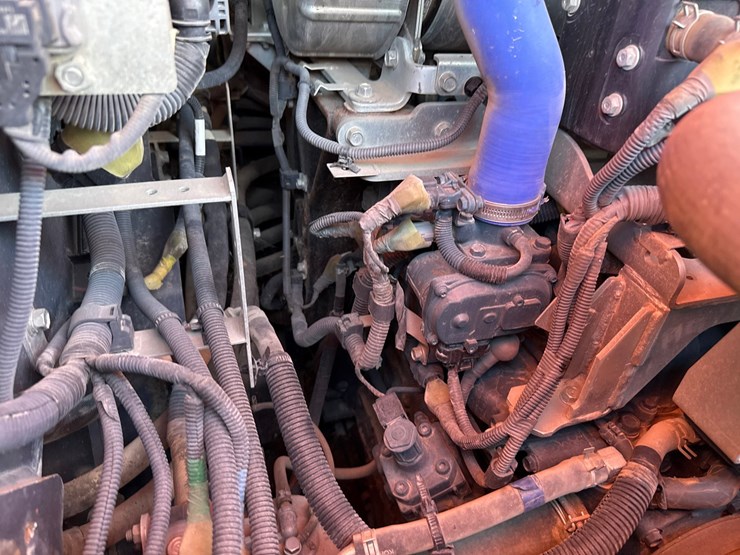 kubota-svl95-2s-image-26