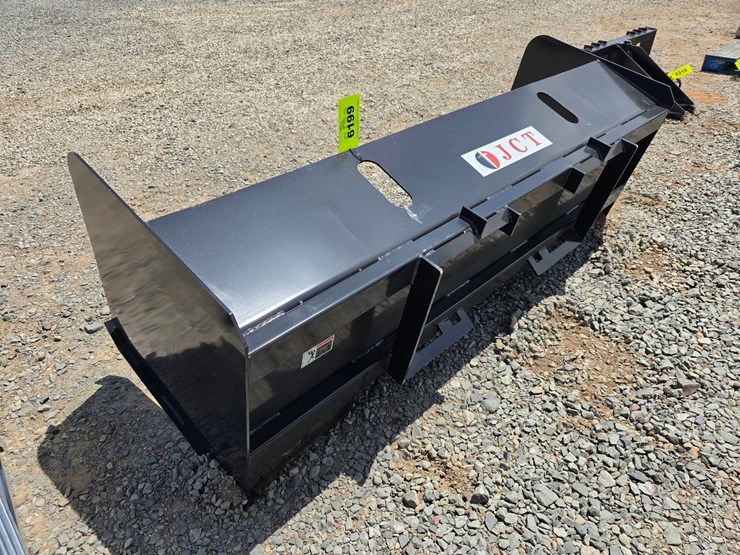 #6200-•-approx.-85"-unused-jct-skid-steer-snow-plow-attachment-image-2