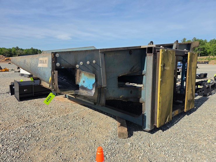#6257-•-bm&m-10x14-3dcf-chip-shaker-screen-image-1