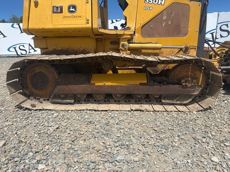 deere-550h-image-59