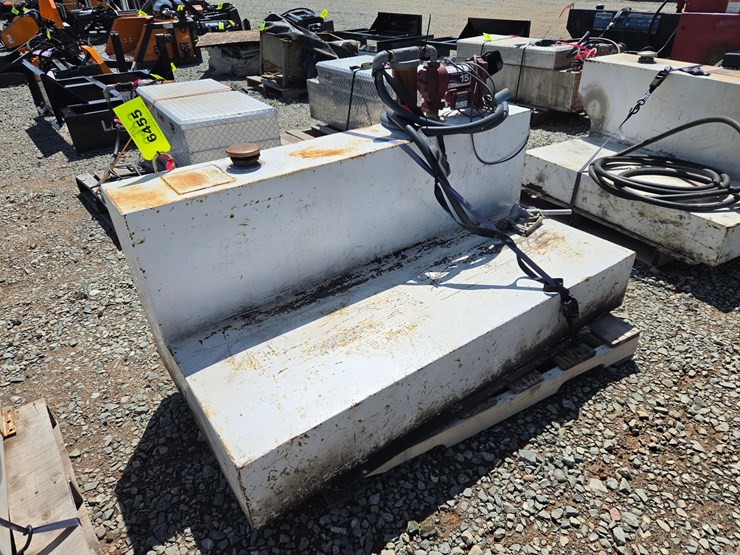 #6455-•-105-gallon-fuel-transfer-tank-w/pump-image-4