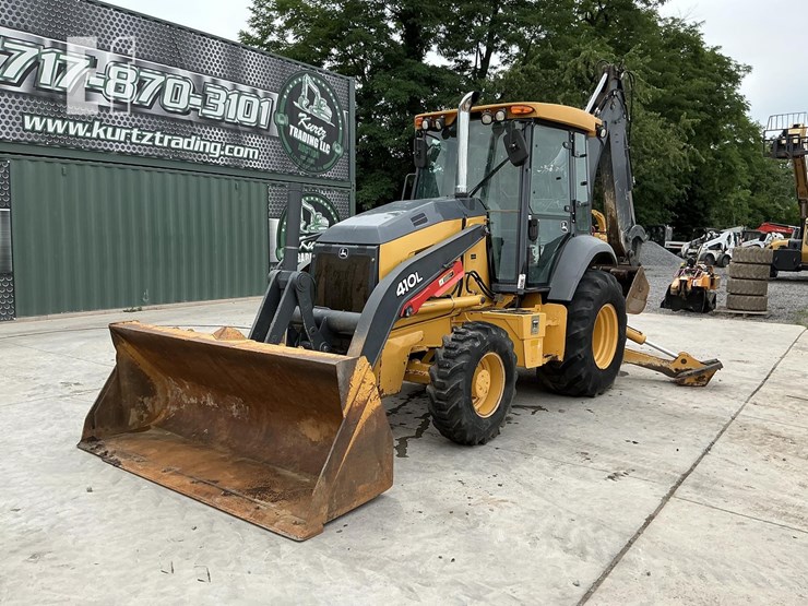 2017-deere-410l-image-8