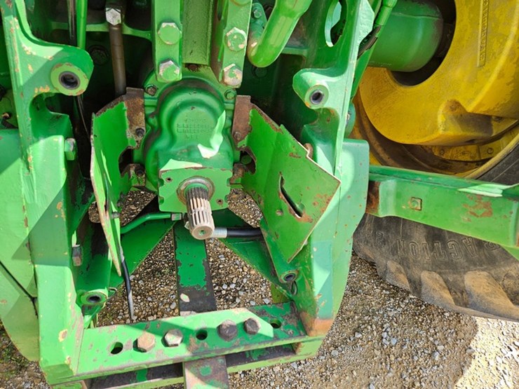 john-deere-8300-image-17