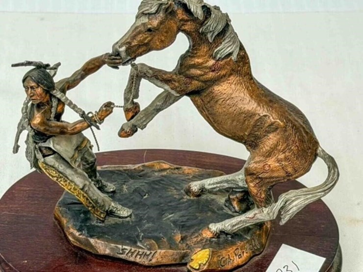 legends-sculpture-image-3