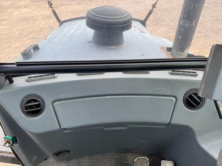 deere-1110d-image-37