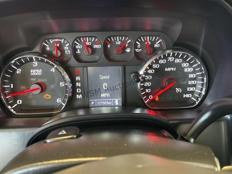 2015-chevrolet-silverado-1500-image-18