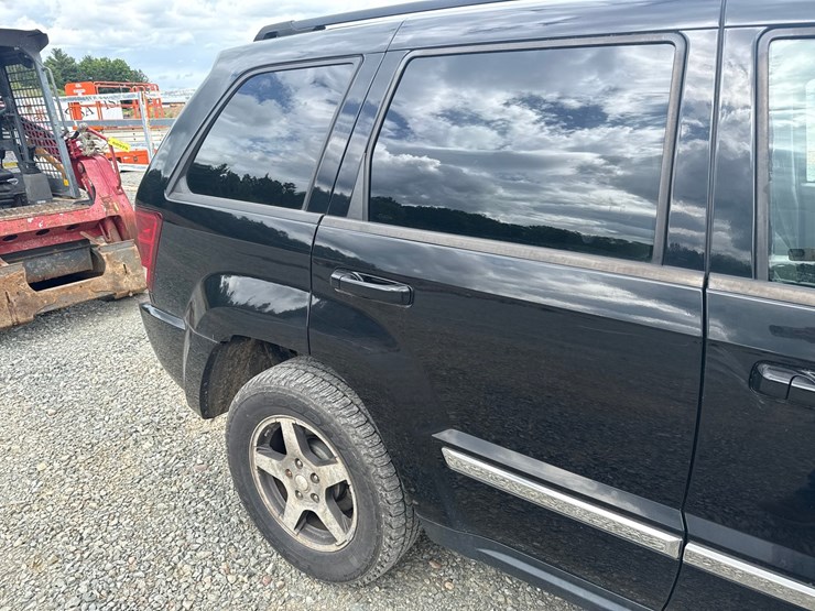 2006-jeep-grand-cherokee-image-28