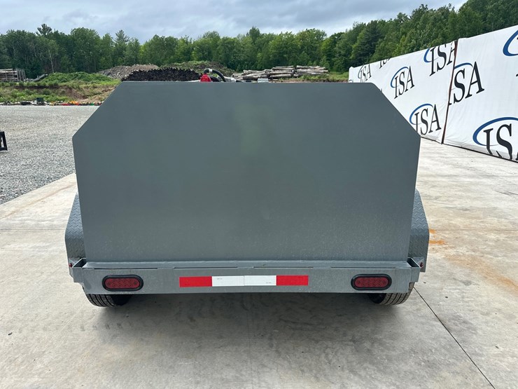 #60918-•-x-star-trailers-approx.-750-gallon-trailer-image-4