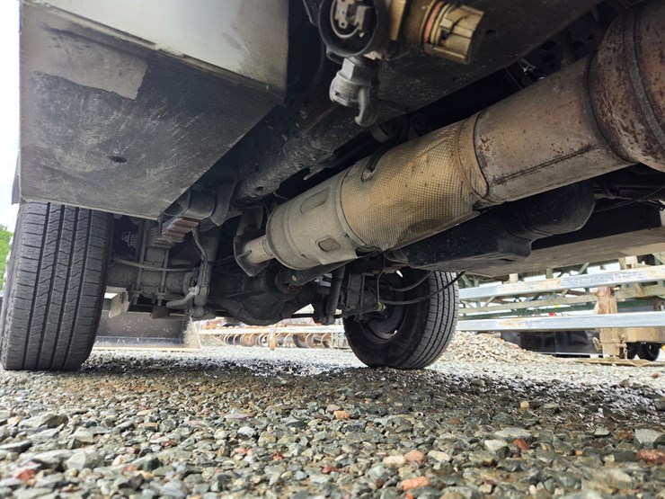 2019-ford-f350-xlt-image-41