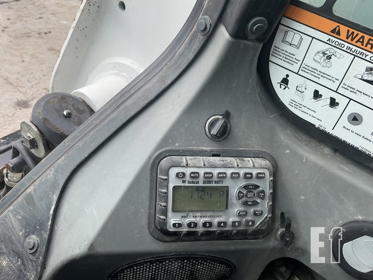 2020-bobcat-t870-image-15