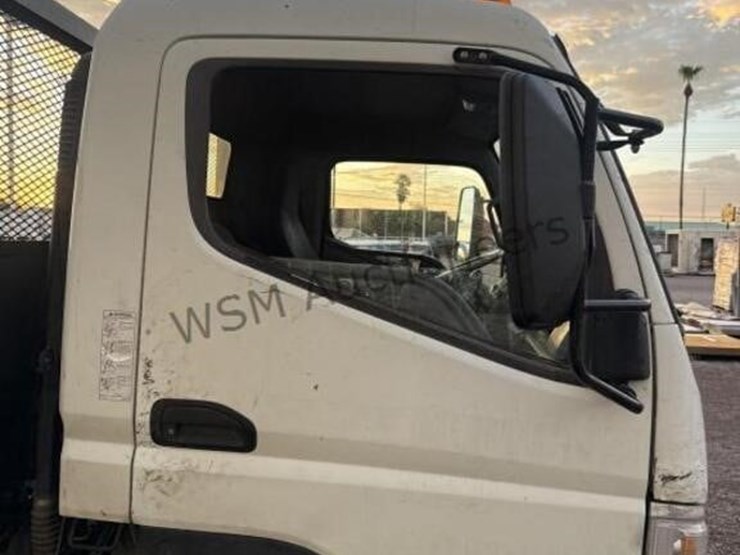 2007-mitsubishi-fe140-fuso-f/b-image-5