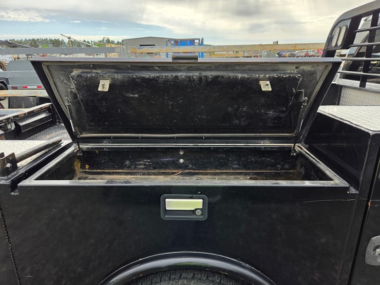 2020-ford-f350-image-28