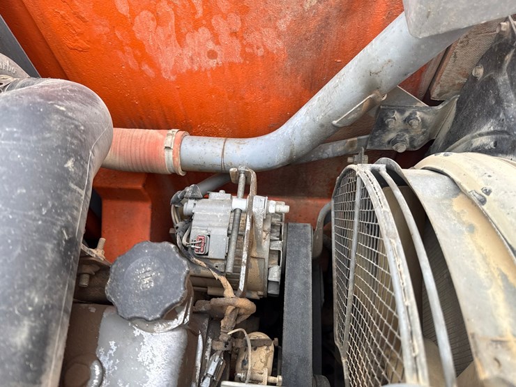 2006-hitachi-zx225-image-45