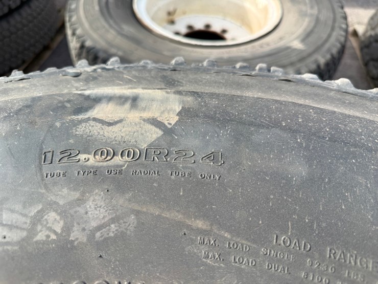 #1337-•-goodyear-tires-with-rims-image-9
