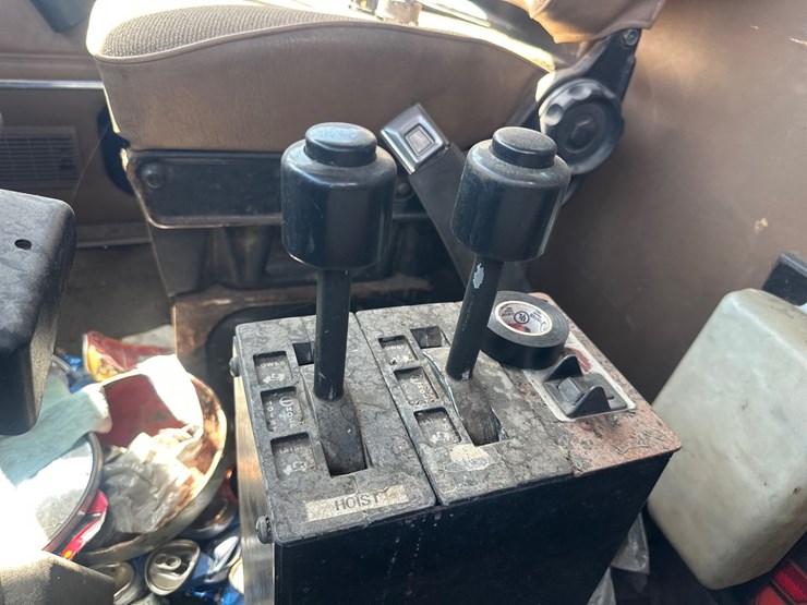 1991-ford-l9000-image-30