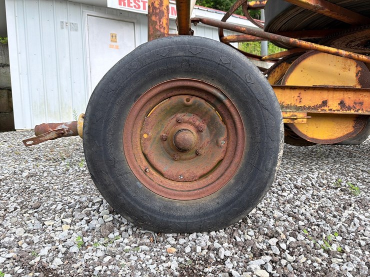 #4026-•-towable-hose-reel-w/-sprayer-image-22