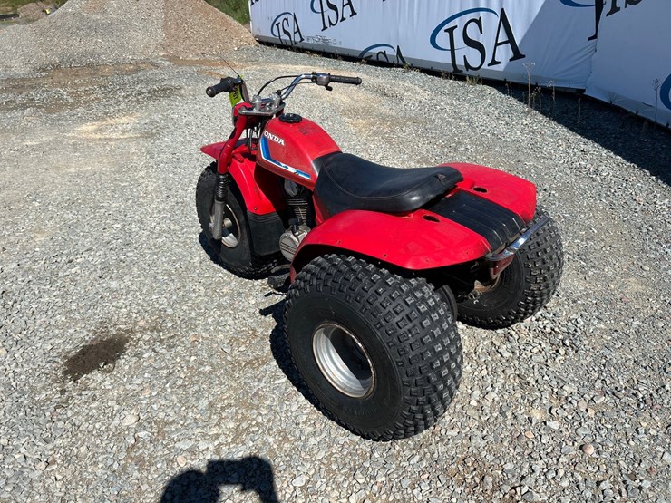 #5067-•-1983-honda-200s-three-wheeler-image-3