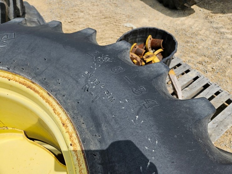 john-deere-8430-image-51